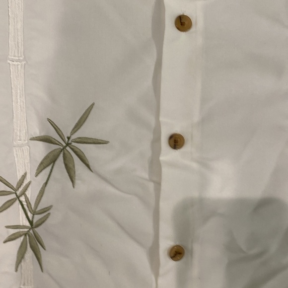 Man’s dress shirt - Picture 4 of 5